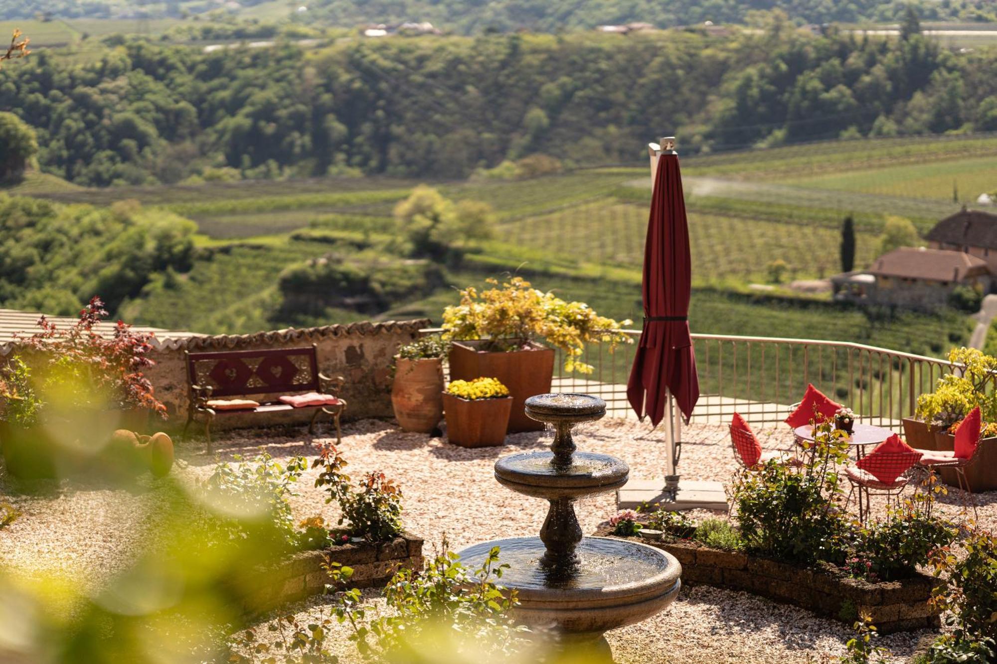 Schloss Hotel Korb Appiano Sulla Strada Del Vino Exterior foto